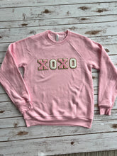 Load image into Gallery viewer, XOXO Patch Bella Crew Neck (Copy)