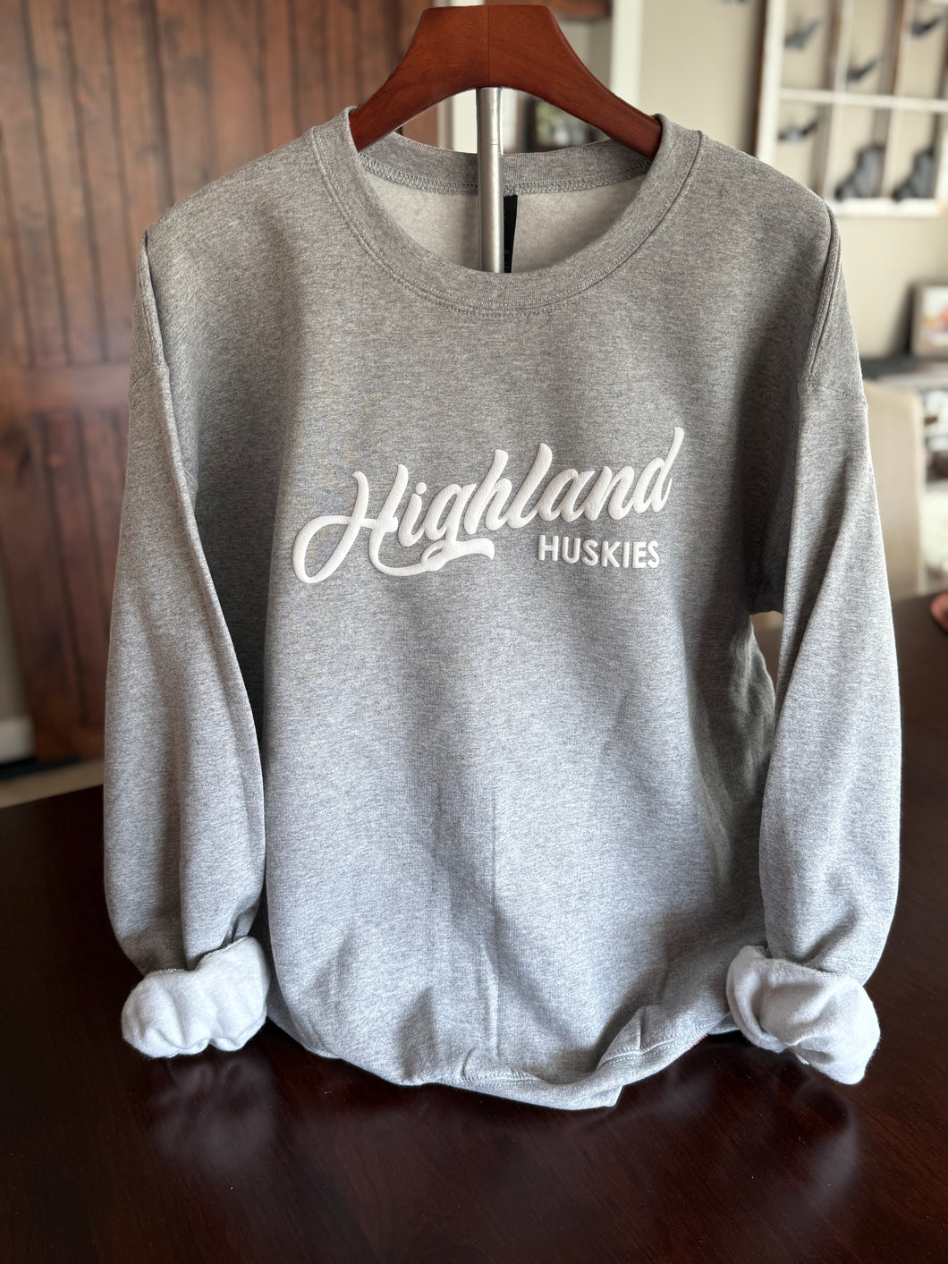 Highland Huskies Puff Print Crew