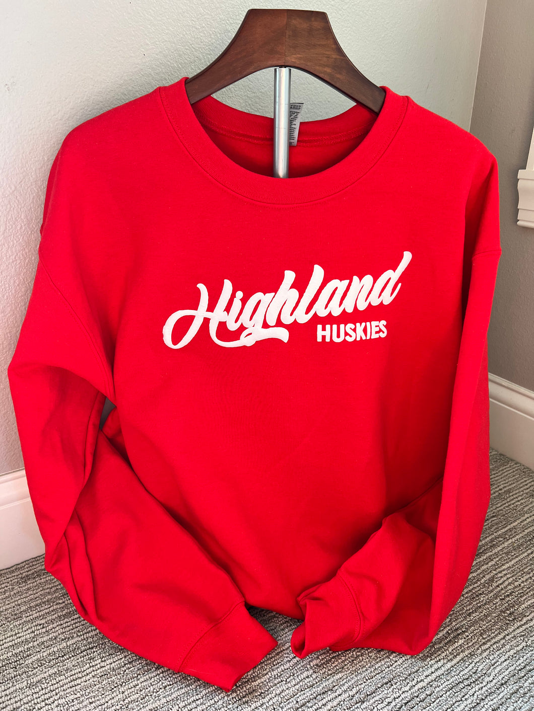 Highland Huskies Puff Print Crew