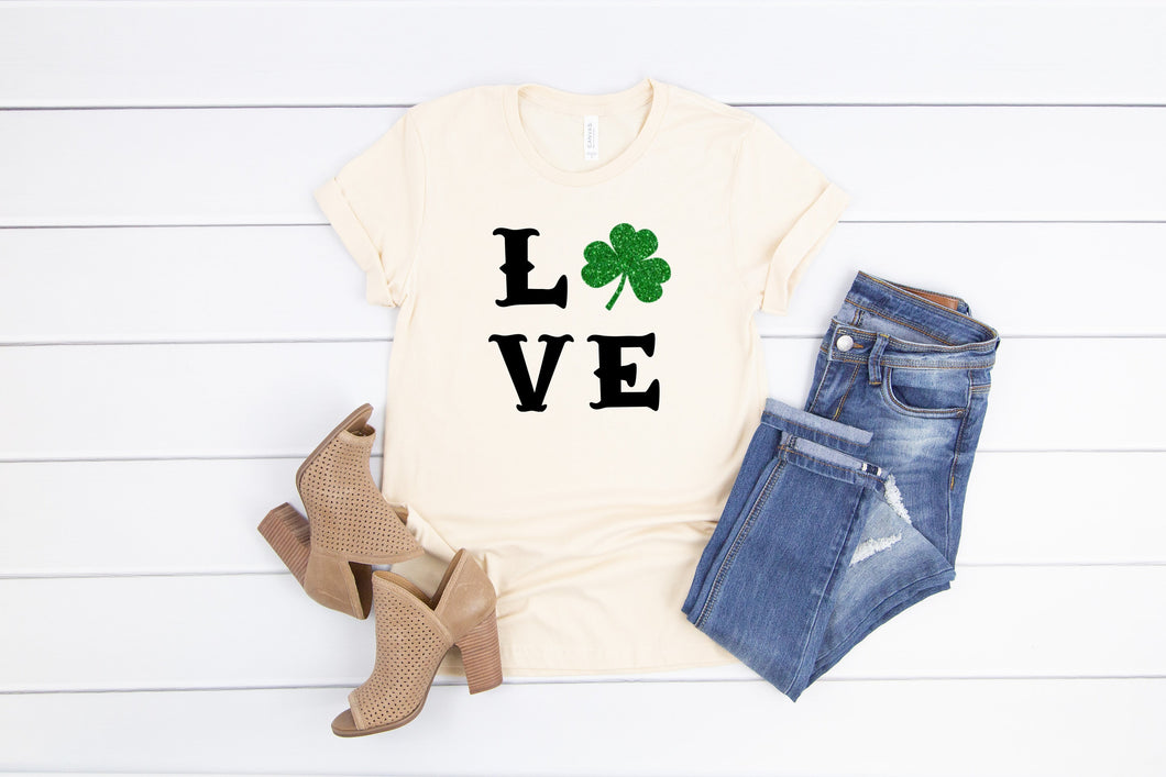 Love Shamrock Shirt, St Patricks Day Shirt Women, Womens Graphic Tees