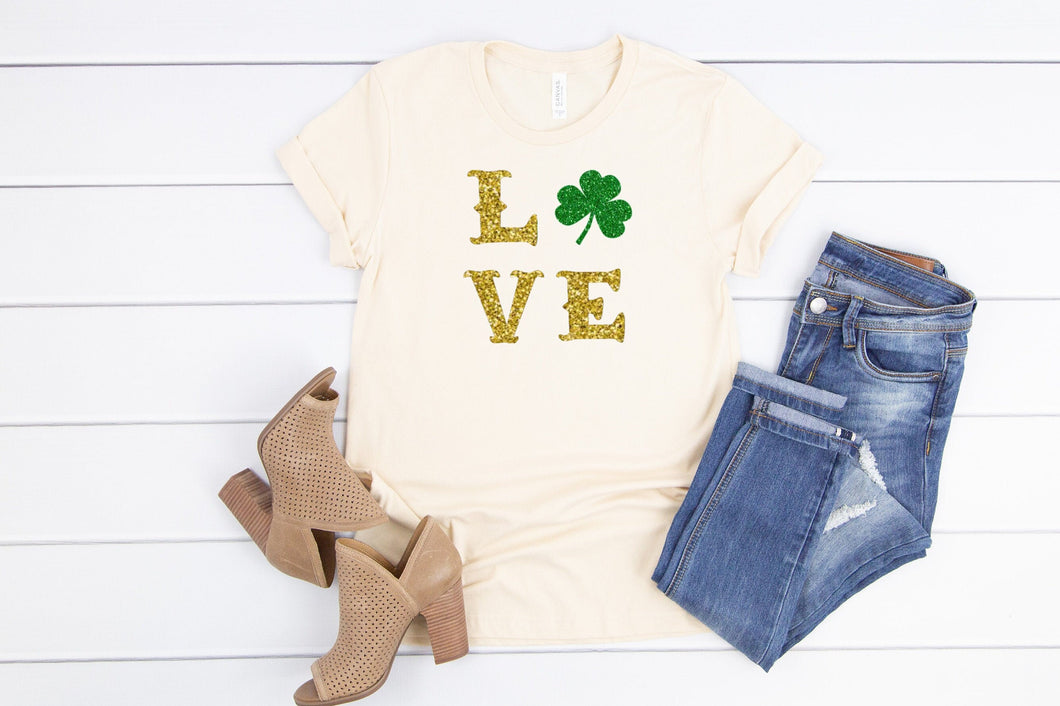 Love Glitter shamrock Shirt, Womens Graphic Tee, St Patricks Day Tshirt Women